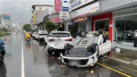 車禍,翻覆,自小客