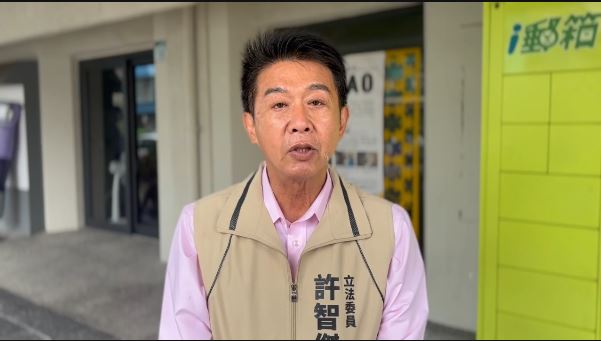 民進黨立委許智傑呼籲，藍委不該再不理性亂刪預算。(圖/許智傑辦公室提供)