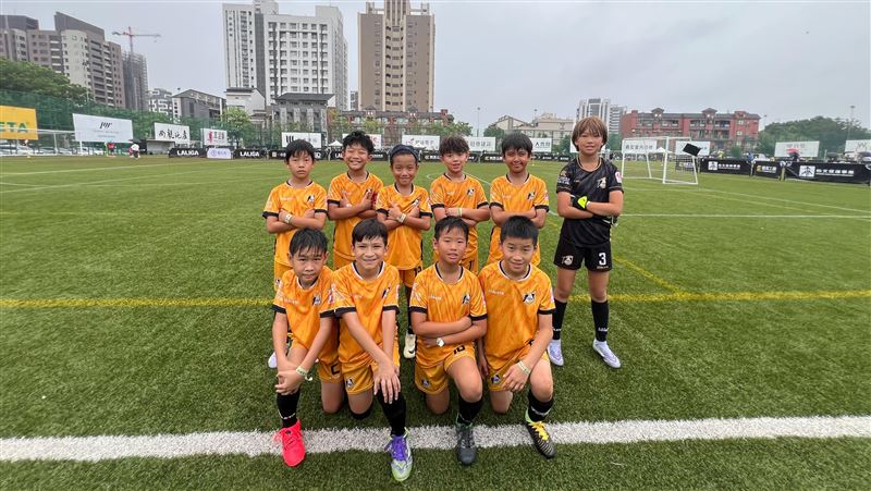 Kaohsiung Attackers FC U9以2比1擊敗小不老足球俱樂部晉級四強。（圖／主辦單位提供）