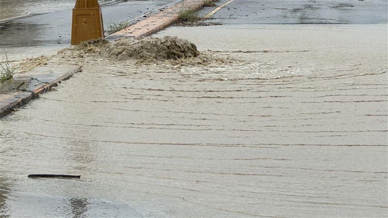 大雨強襲致大湖口溪暴漲　斗南300戶受災