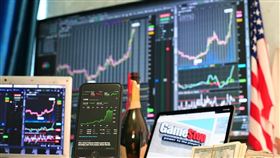 ▲台股本週小幅收紅，集中市場總市值來到75.53兆元，玻璃陶瓷類股本週大漲逾17%，週轉率居冠成市場焦點。（示意圖／PIXABAY）