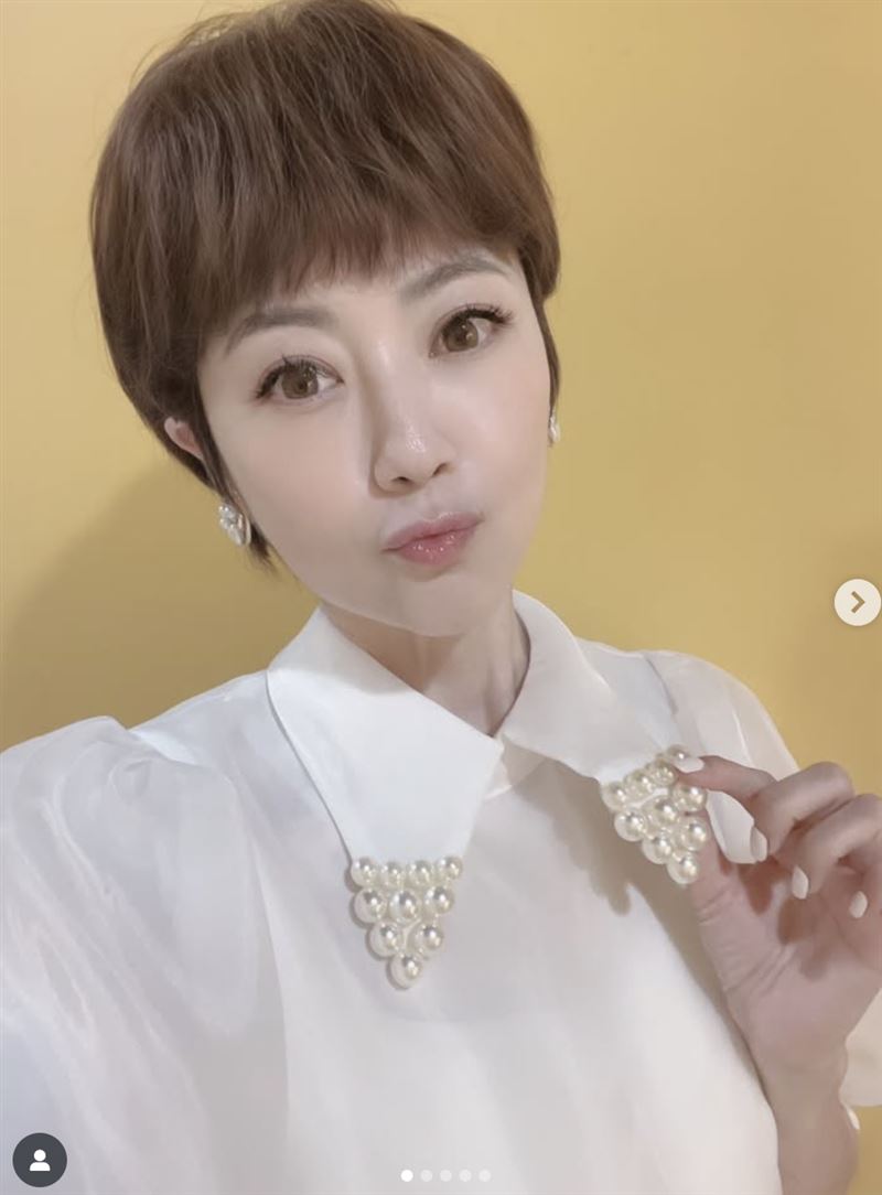 劉曉憶狀態被霍正奇說「果然戀愛中的女人比較漂亮」。(圖/翻攝自IG)