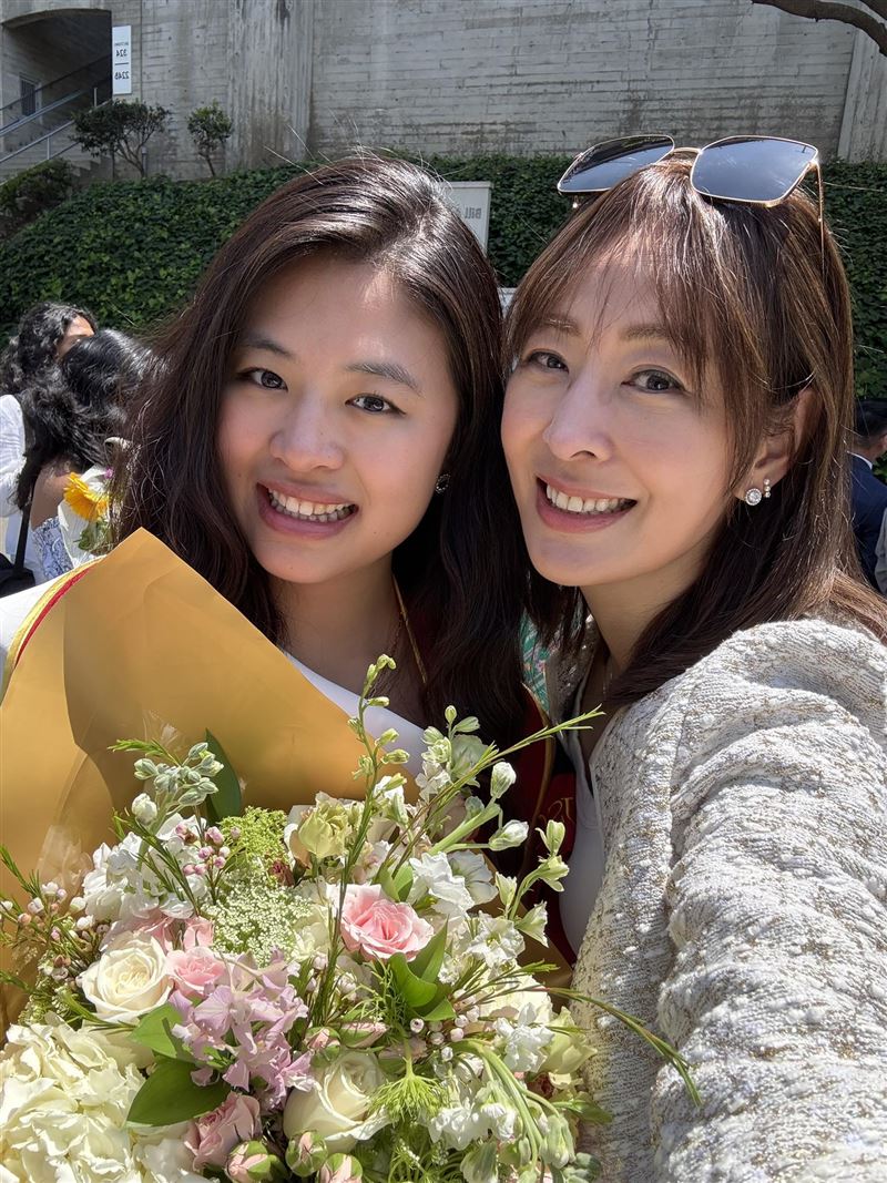 賈永婕為長女安安感到驕傲（圖／翻攝臉書）
