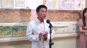 ▲許智傑在立法院接受媒體聯訪回應時事。（圖／翻攝畫面）