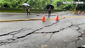 新／豪雨狂炸路坍方　雲林成功國小停班課（圖／翻攝畫面）