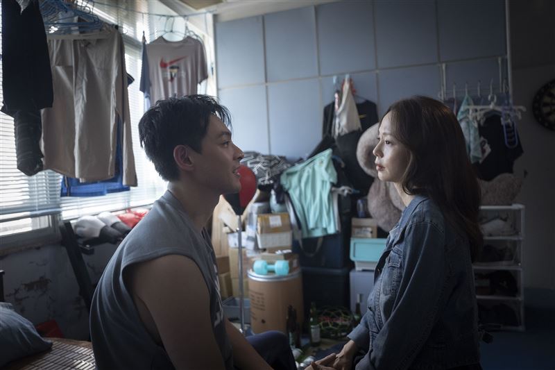 重新振作的豪豪鼓勵如如不要放棄夢想。（圖／ 華視、公視台語台提供）