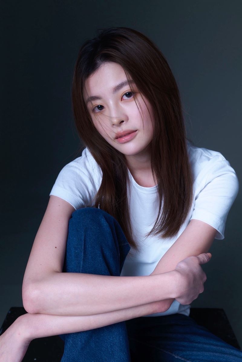 &nbsp;詹子萱演出華語版《我們的藍調時光》未婚懷孕女高中生，為角色認真做許多功課。（圖/甯聚力提供）