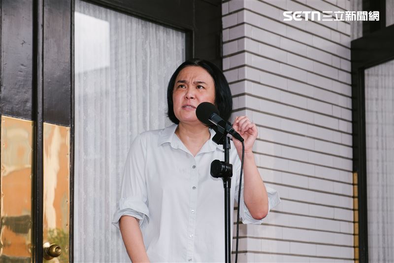 陳玉珍談及鄭麗君,除口誤說成「院長」外,還稱其是「(專長在)政治領域,崇尚馬克思主義的哲學家,是很有素養的人」。(圖/記者楊士誼攝影)