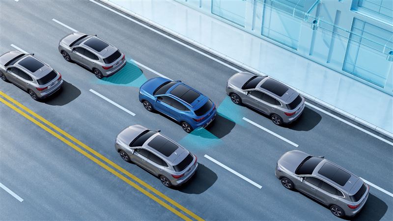 ZS 1.5L心動版標配全速域ACC、LKA車道維持。(MG提供)