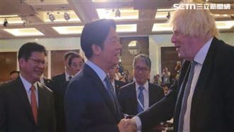 前英相強生譴責中共：我們跟台灣站在一起