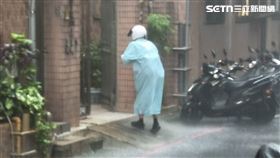 ▲下雨,暴雨,大雨,西北雨,強降雨。（圖／記者陳韋帆攝影）