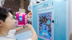 PP mini小小企鵝AR角色合拍互動體驗。