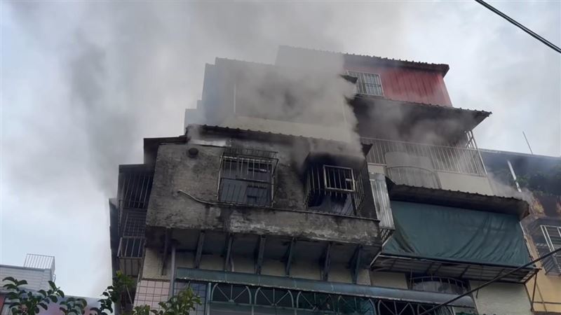 基隆市民宅發生火警。(圖/翻攝畫面)