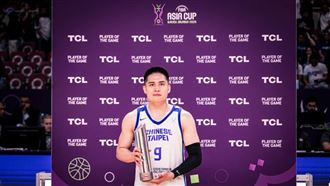 猛飆34分成抗菲戰神　台灣主帥盛讚陳盈駿