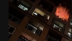  台中市5日深夜11點許發生一起住宅火警。（圖／民眾授權提供）