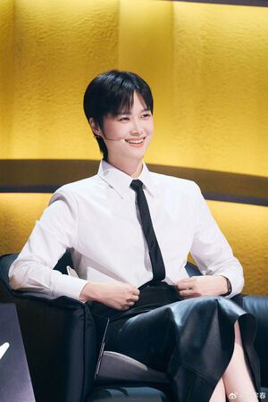 李宇春從選秀節目《超級女聲》出道後,人氣爆紅。(圖/翻攝自微博)