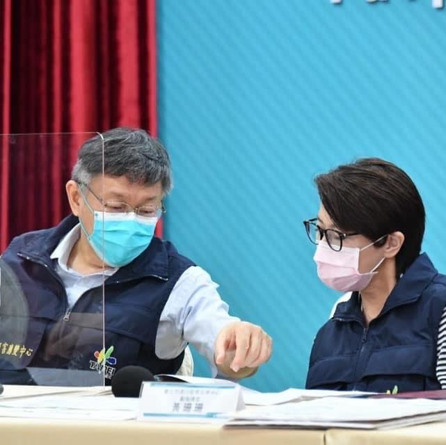 黃珊珊說,相信黒暗終將過去,真相終將大白,台北市政府八年執政的光榮不容抹煞!阿北,我們都在,等你回來!(圖/翻攝自黃珊珊臉書)