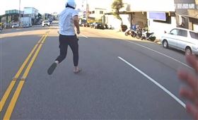 通緝,攔查,落跑,罰單,罰金,18萬,台中（圖／翻攝畫面）