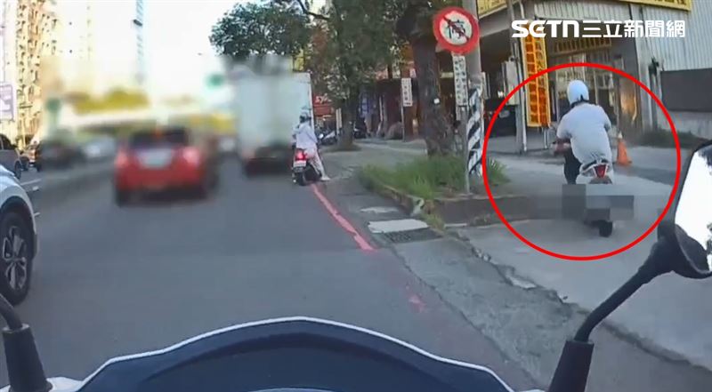 台中男自以為被通緝跑給警察追,一路瘋狂違規慘收28張罰單,罰金高達18萬元。(圖/翻攝畫面)