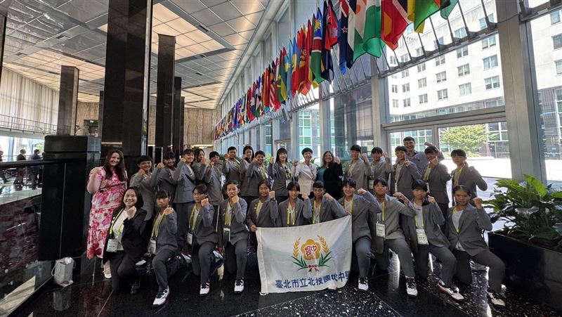 北投國中女壘隊遠征美國阿拉巴馬州,參加「2025貝比魯斯聯盟16U女子壘球世界錦標賽」。(圖/主辦單位提供)