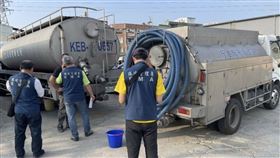 超噁！水肥車「亂倒糞尿」台中下水道受害