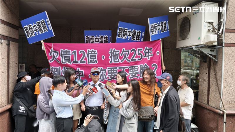 蕭薔緋聞男友控欠債12億　生技大亨回應了