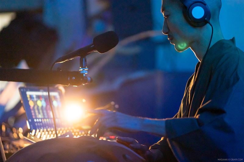 赤坂陽月是一位結合禪宗修行與聲音實驗的beatbox僧侶。他以《心經 Beatbox Remix》在YouTube爆紅。(圖/醒醒音樂節提供)