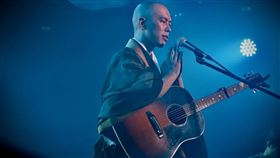 日本海禪寺第16代副住持，也是當代佛樂跨界先鋒的藥師寺寬邦。（圖／醒醒音樂節提供） 