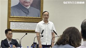 ▲朱立倫出席中常會。（圖／記者詹宜庭攝影）