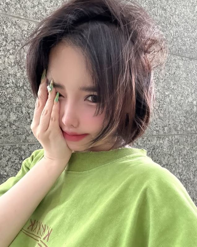 朴春將缺席2NE1這週日在台中的演出。(圖/翻攝自IG @newharoobompark)