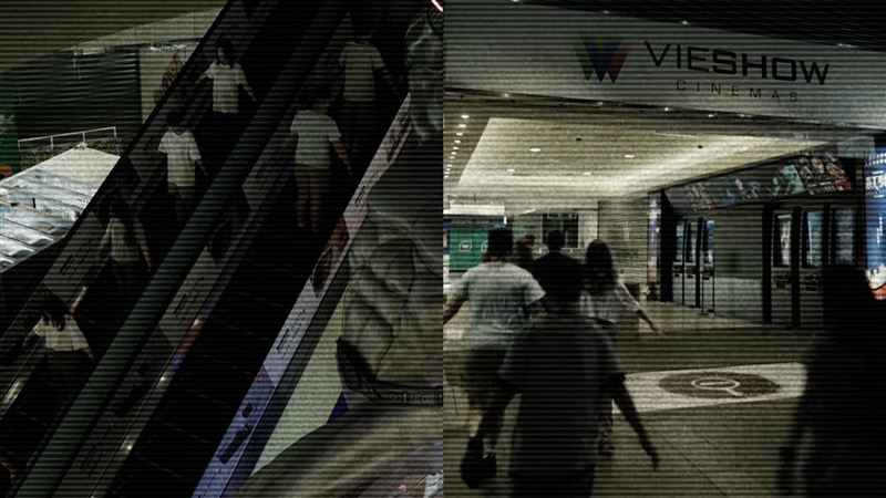  8/5信義區在半夜2點17分時出現超詭異的場景。(圖/翻攝自華納兄弟YT)