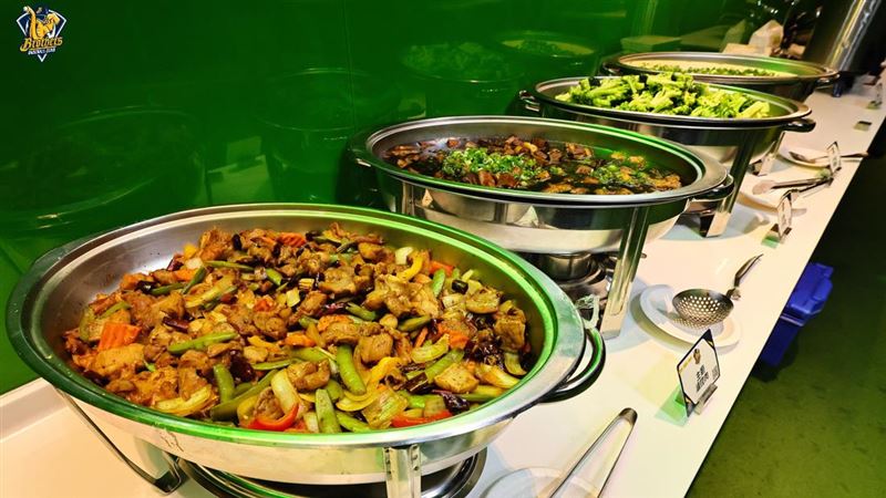 中信兄弟在大巨蛋客場球員伙食。(圖/中信兄弟提供)