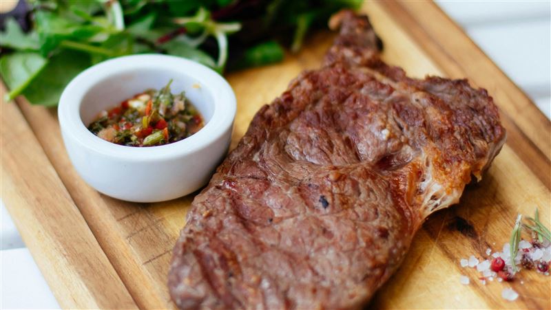 減肥只吃肉不吃澱粉慘罹痛風　腎臟也壞了