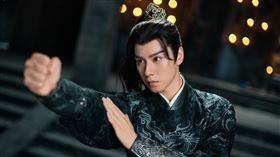 胡一天和張婧儀在《惜花芷》組CP。（圖／八大提供）