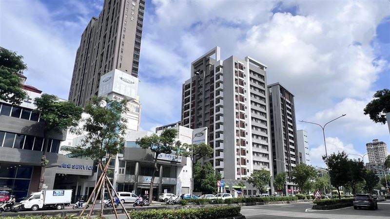 高雄三民民族一路登今年上半年高雄熱門交易路段冠軍。(圖/台灣房屋提供)