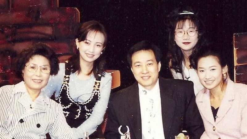 昔遭傳出家發瘋 知名小生滿頭白髮罕露面