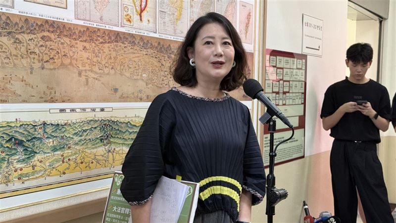 吳思瑤批評，最先吵著「交出保密協議」的黃國昌沒出席機密會議。（圖／記者劉秀敏攝影）