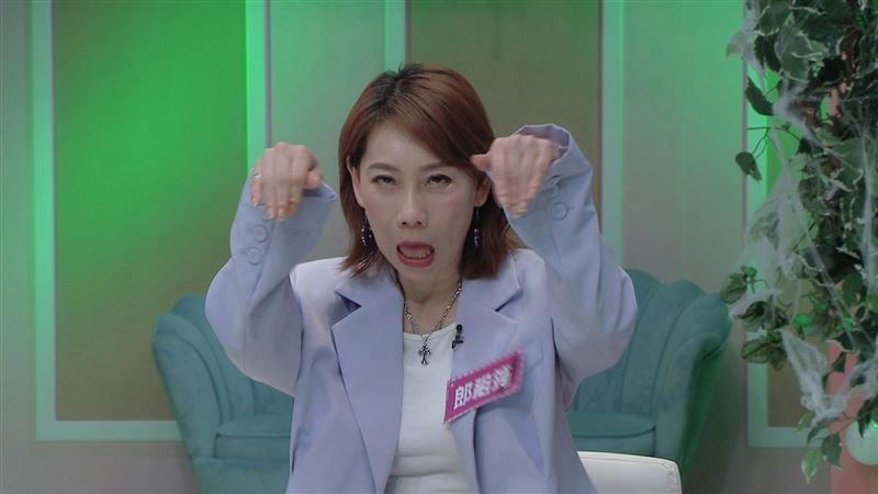 郎祖筠談靈異經驗。(圖/民視提供)