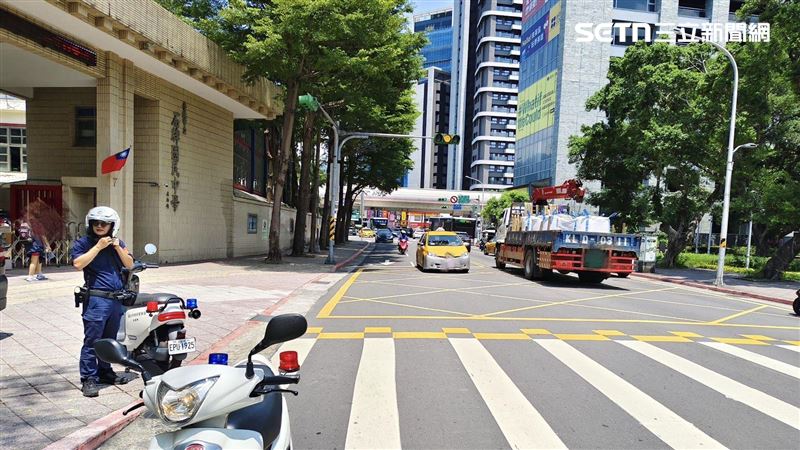 石牌國中前4車連環撞　又是高齡駕駛釀禍