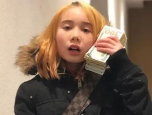 Lil Tay最年輕炫富網紅。(圖/翻攝自Lil Tay IG)