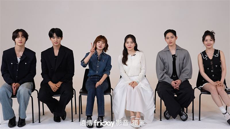 《清潭國際高等學校》元奎斌(左起)、金旻奎、李恩泉、金藝琳、李鐘赫、朴時佑。(圖/friDay影音提供)