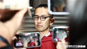 ▲樂天桃猿領隊牧野幸輝受訪，回應球員食安事件。（圖／記者劉彥池攝影）