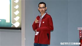 ▲樂天桃猿領隊牧野幸輝受訪，回應球員食安事件。（圖／記者劉彥池攝影）