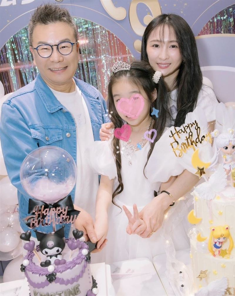 沈玉琳愛女今年十歲。(圖/翻攝自臉書)
