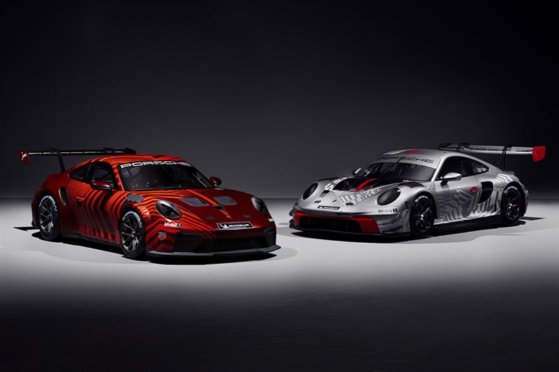 保時捷911 Cup與911 GT3 R。(翻攝PORSCHE網站)