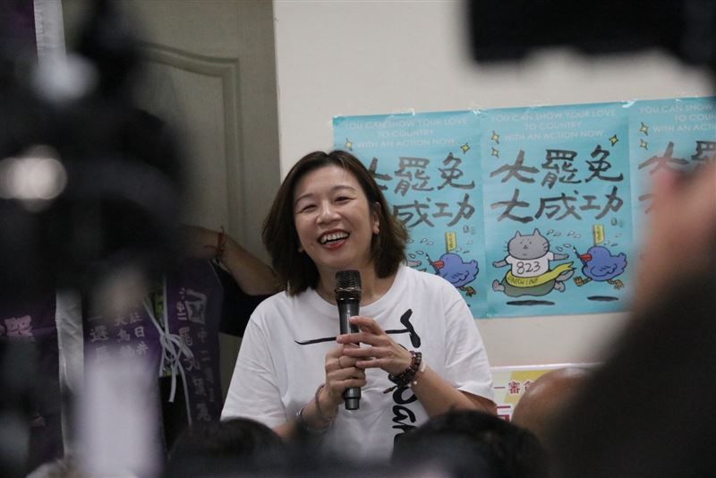 曾任中二立委的衛福部次長林靜儀出席「中二解顏」總部成立茶會。(圖/「中二解顏」提供)