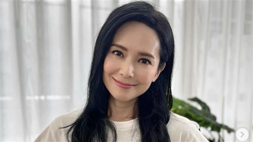 郭羨妮結婚14年遭傳情變　她曬照20字打臉