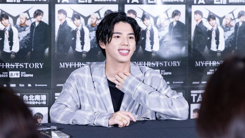 《鬼滅》原唱跑成人展被拍！Hiro放閃愛妻