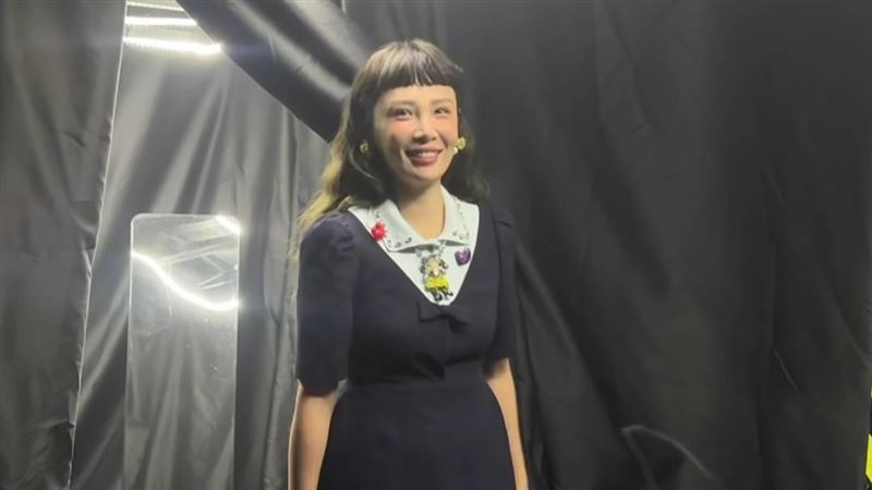 魏如萱近日擔任中國歌手陳粒的演唱會嘉賓。(圖/翻攝自魏如萱IG)