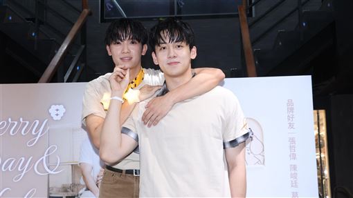 原子男團成員宣布停工！團員揭露幕後真相